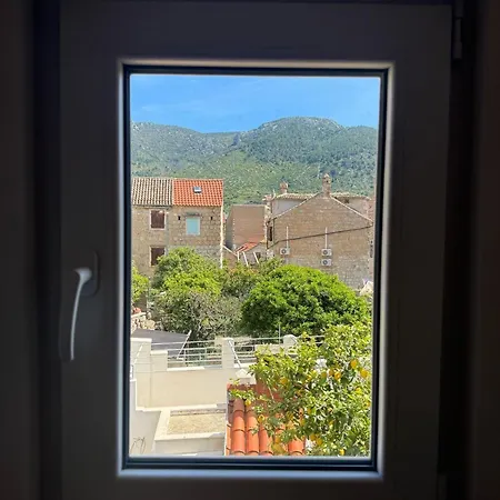 아파트 Little House